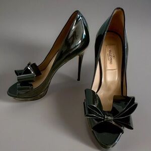 Valentino Black Patent Leather Stiletto Bow Pumps Sz 6.5